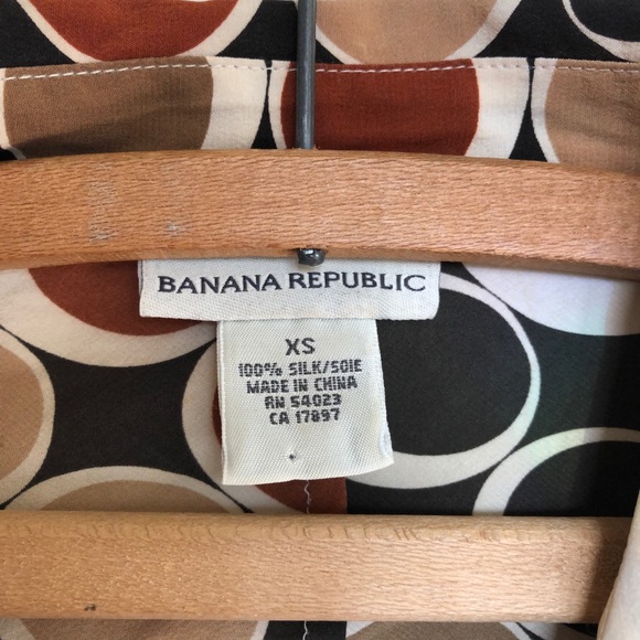 100% Silk Fall 2001 Banana Republic Button Down - Picture 6 of 7